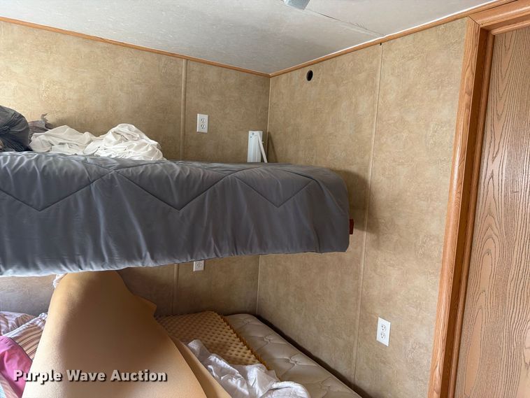 image for item EW2256 Skid mounted living quarters