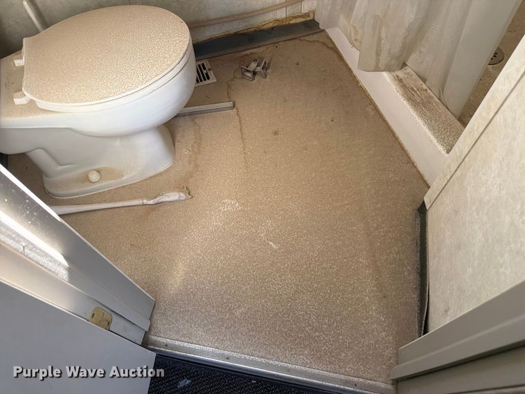 image for item EW2257 Roadway Trailers Wellsite skid mounted living quarters