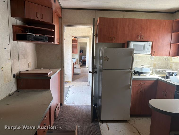 image for item EW2257 Roadway Trailers Wellsite skid mounted living quarters