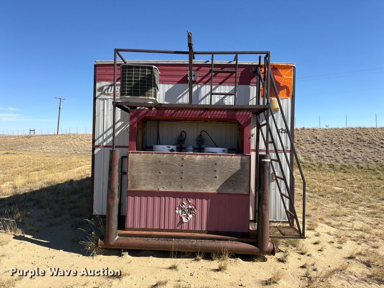 image for item EW2259 Auburn skid mounted living quarters