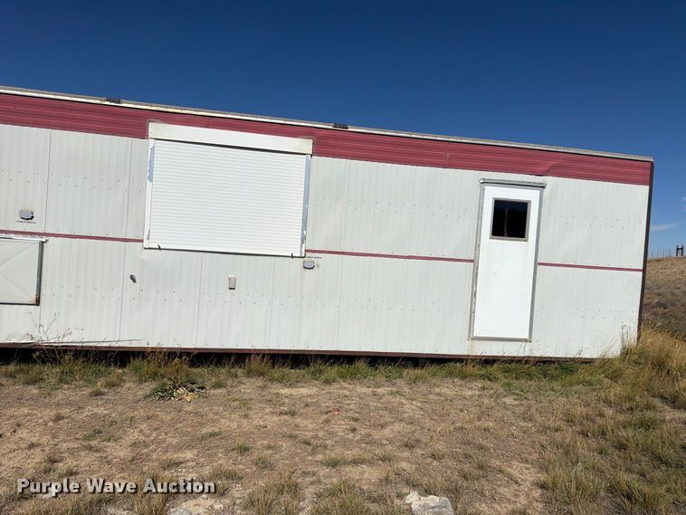 image for item EW2259 Auburn skid mounted living quarters
