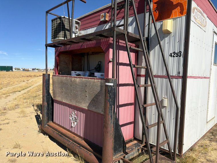 image for item EW2259 Auburn skid mounted living quarters