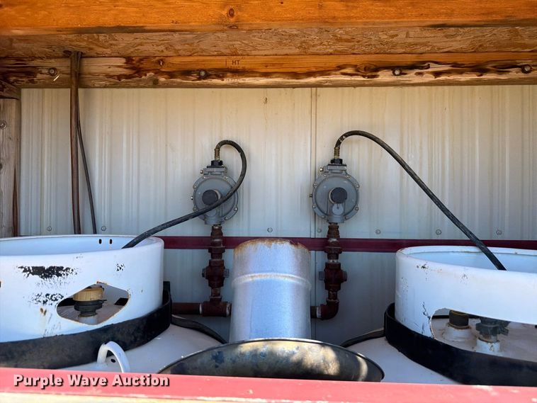 image for item EW2259 Auburn skid mounted living quarters