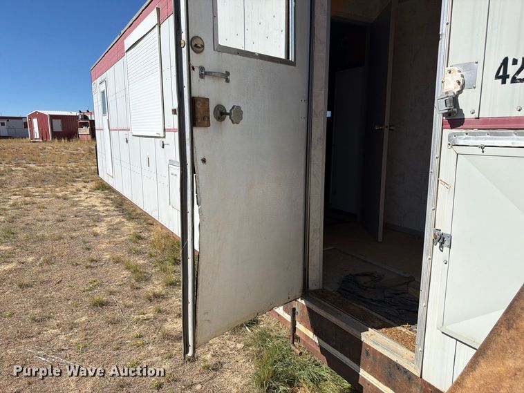 image for item EW2259 Auburn skid mounted living quarters