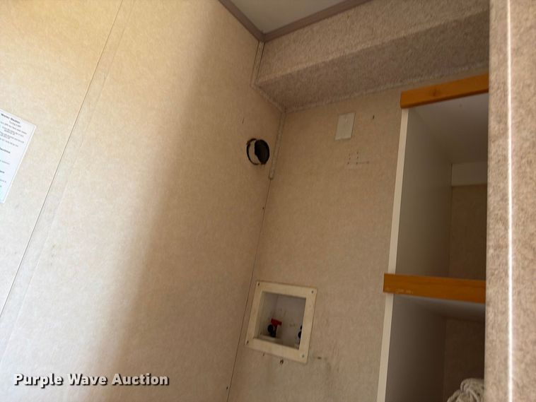 image for item EW2259 Auburn skid mounted living quarters