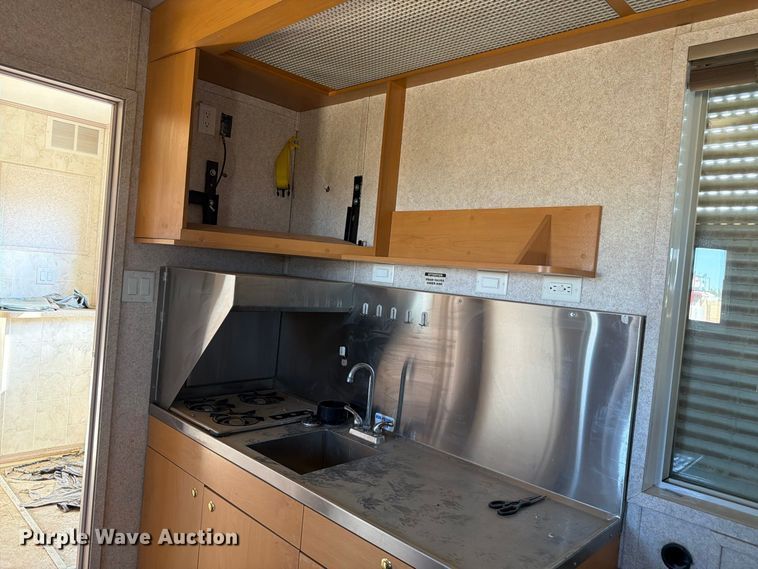image for item EW2259 Auburn skid mounted living quarters