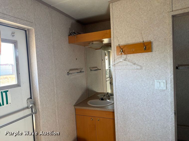 image for item EW2259 Auburn skid mounted living quarters