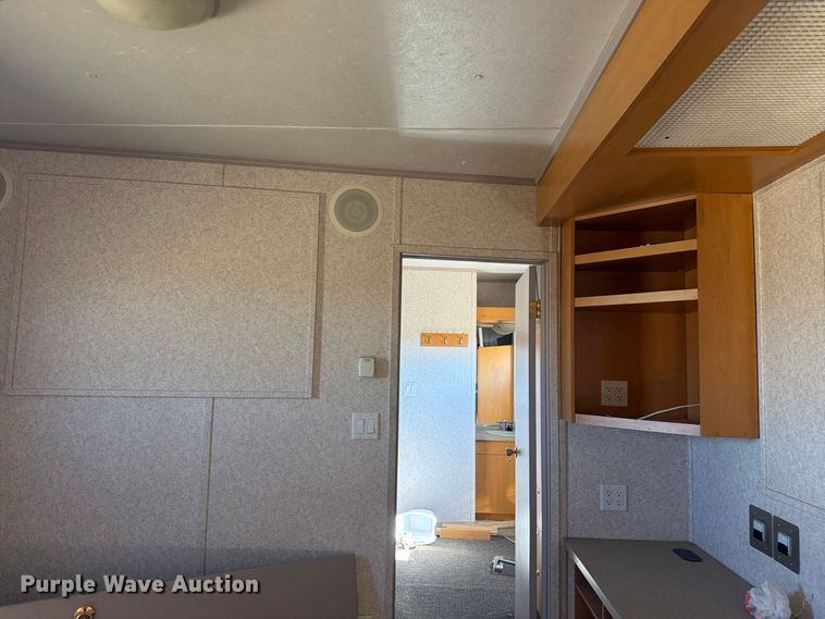 image for item EW2259 Auburn skid mounted living quarters