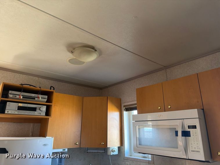 image for item EW2259 Auburn skid mounted living quarters