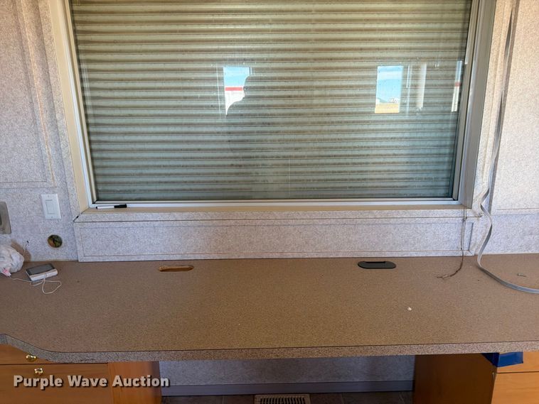image for item EW2259 Auburn skid mounted living quarters