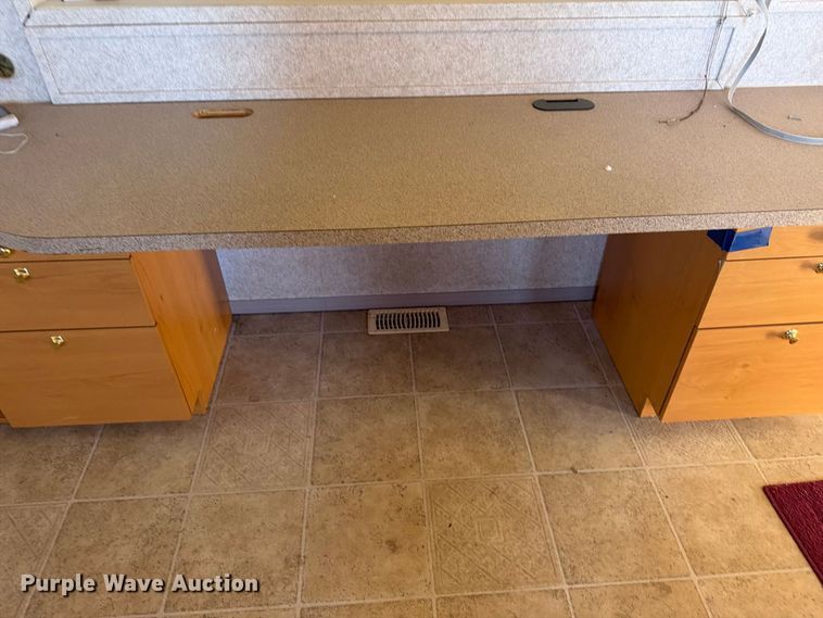 image for item EW2259 Auburn skid mounted living quarters