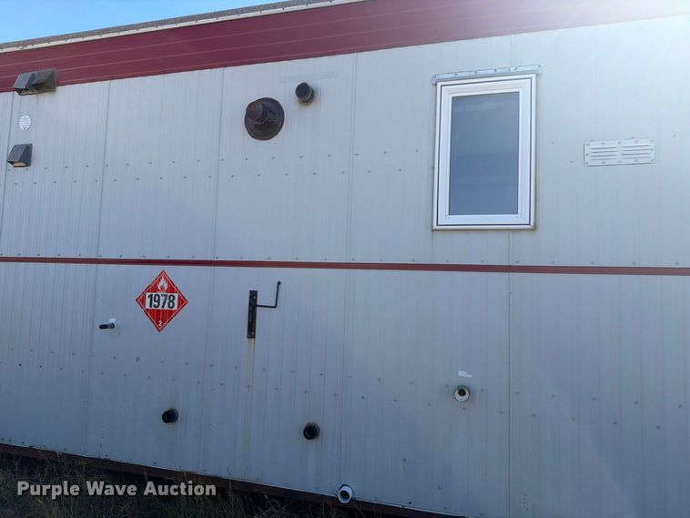 image for item EW2260 Roadway Trailers Wellsite skid mounted living quarters