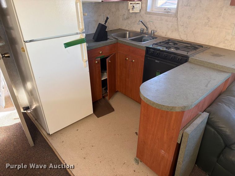 image for item EW2260 Roadway Trailers Wellsite skid mounted living quarters