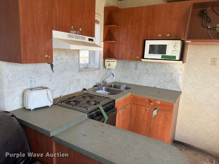 image for item EW2260 Roadway Trailers Wellsite skid mounted living quarters