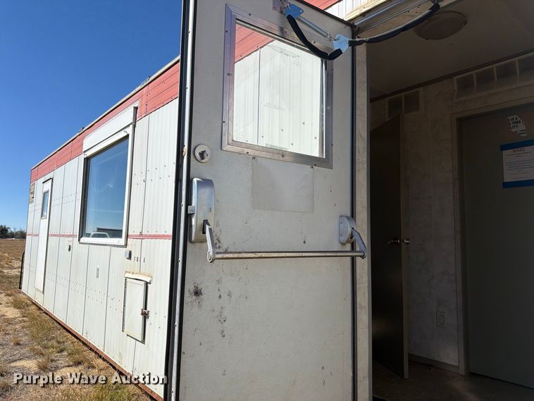 image for item EW2261 Denille Industries ENG/GEO-4218 skid mounted living quarters