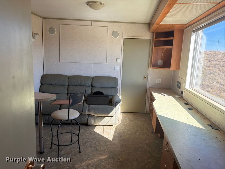 image for item EW2261 Denille Industries ENG/GEO-4218 skid mounted living quarters
