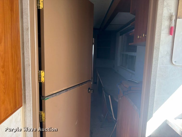 image for item EW2262 Roadway Trailers Wellsite skid mounted living quarters