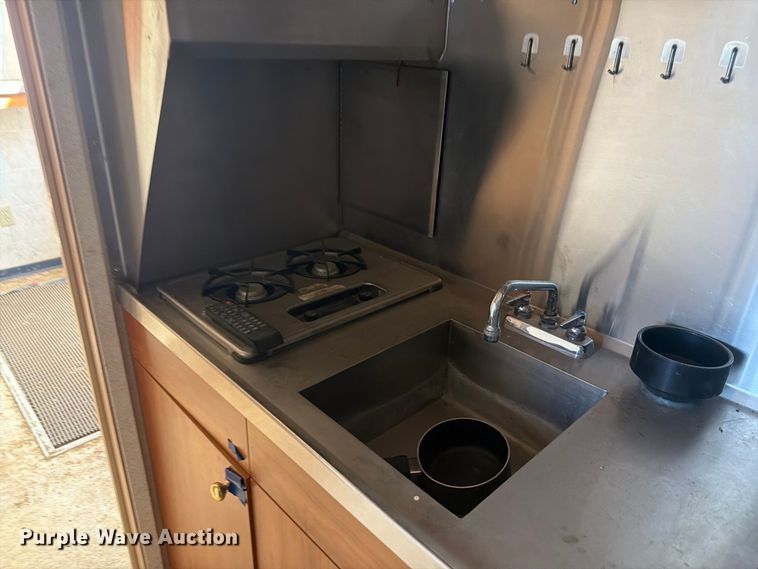 image for item EW2262 Roadway Trailers Wellsite skid mounted living quarters