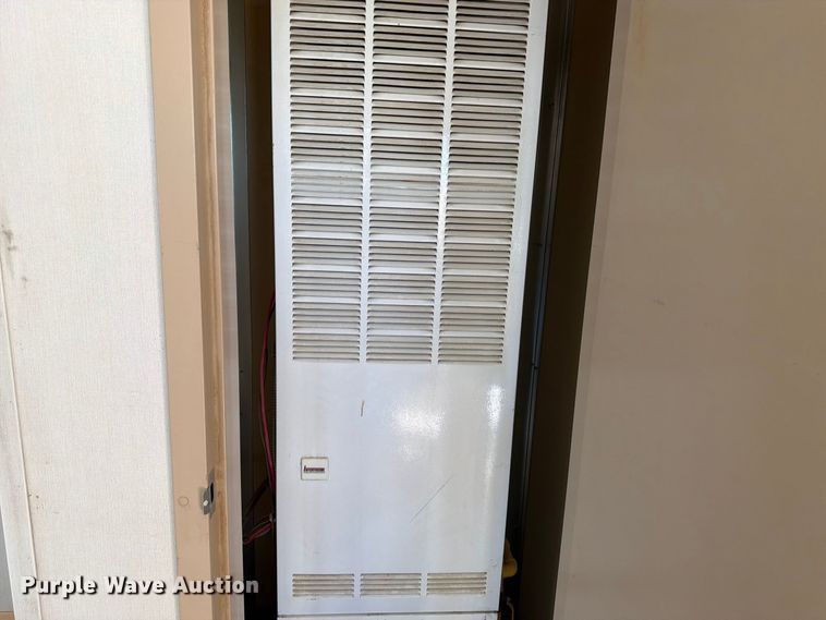 image for item EW2264 PTI Travco Office skid mounted office