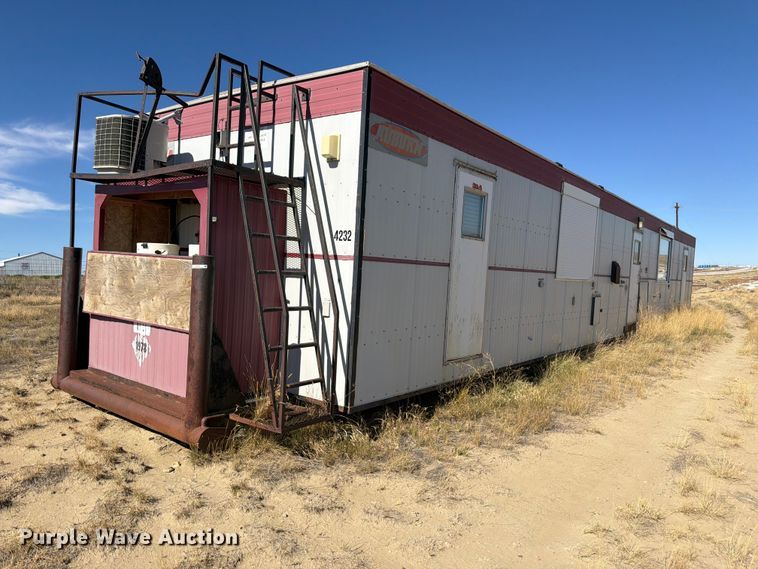 image for item EW2265 Denille Industries ENG-GEO-4232 skid mounted living quarters