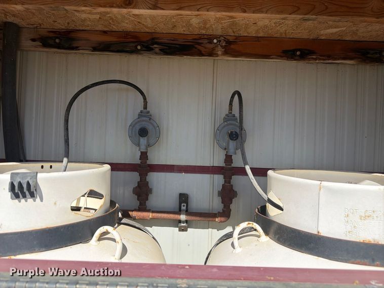 image for item EW2265 Denille Industries ENG-GEO-4232 skid mounted living quarters