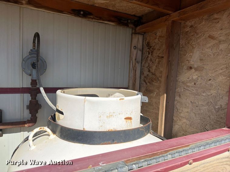 image for item EW2265 Denille Industries ENG-GEO-4232 skid mounted living quarters