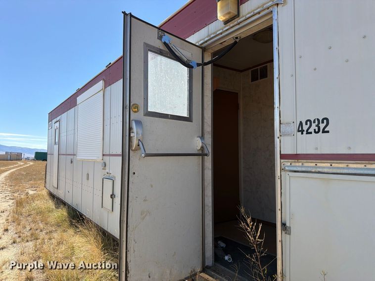 image for item EW2265 Denille Industries ENG-GEO-4232 skid mounted living quarters