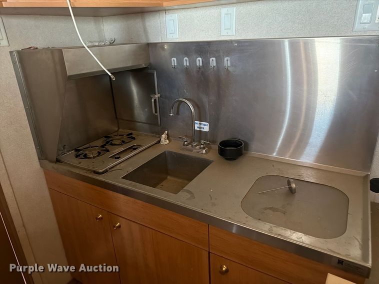 image for item EW2265 Denille Industries ENG-GEO-4232 skid mounted living quarters