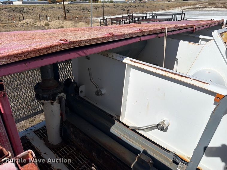 image for item EW2266 Mud mixing system