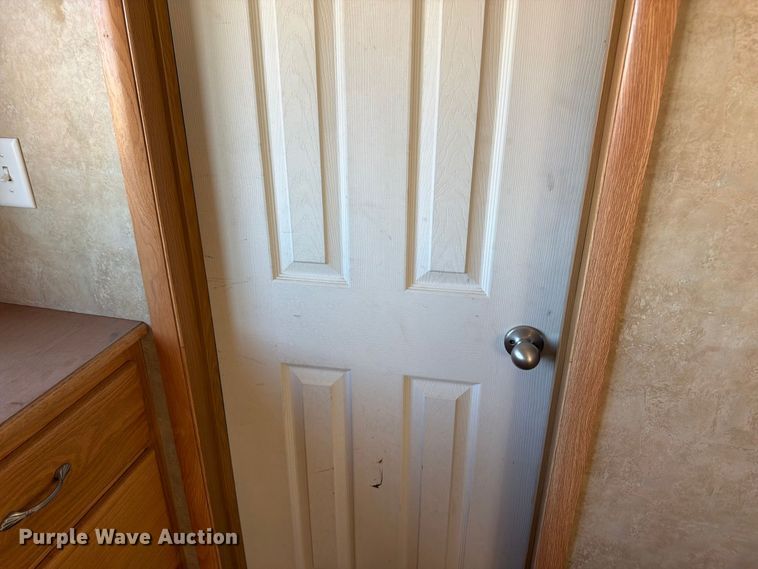 image for item EW2267 Teton Buildings skid mounted living quarters