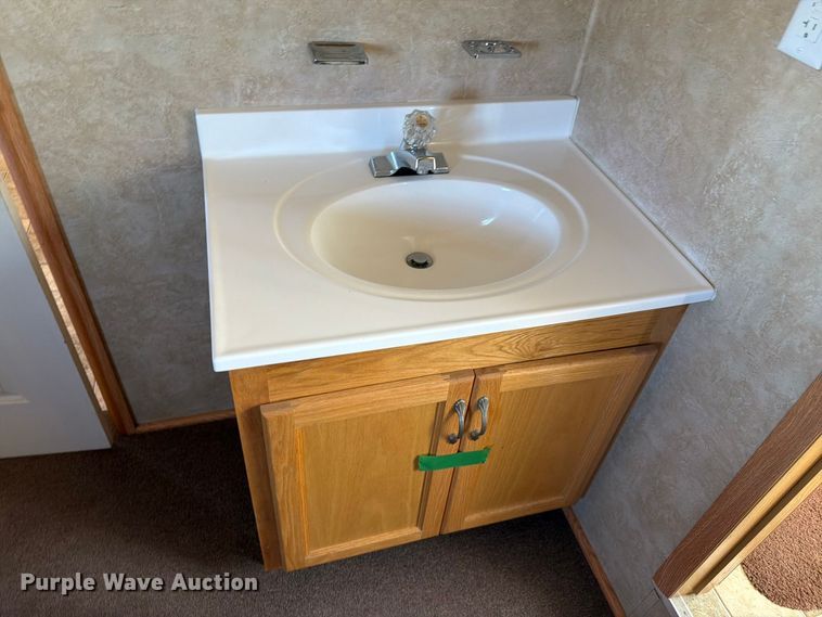 image for item EW2267 Teton Buildings skid mounted living quarters