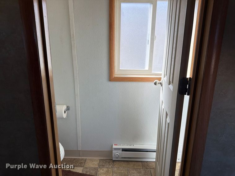 image for item EW2267 Teton Buildings skid mounted living quarters