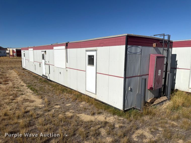 image for item EW2269 Auburn FNG/GEO-4250 skid mounted living quarters