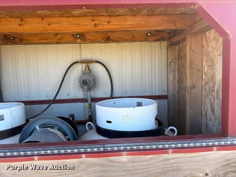 image for item EW2269 Auburn FNG/GEO-4250 skid mounted living quarters