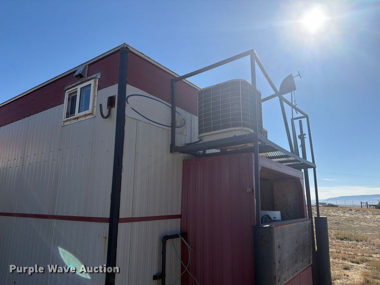 image for item EW2269 Auburn FNG/GEO-4250 skid mounted living quarters