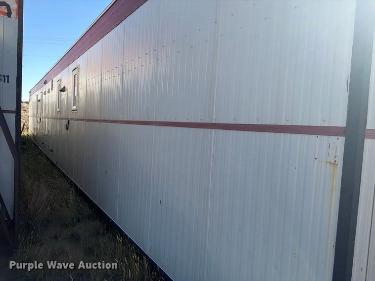image for item EW2269 Auburn FNG/GEO-4250 skid mounted living quarters