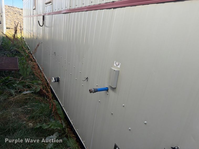 image for item EW2269 Auburn FNG/GEO-4250 skid mounted living quarters