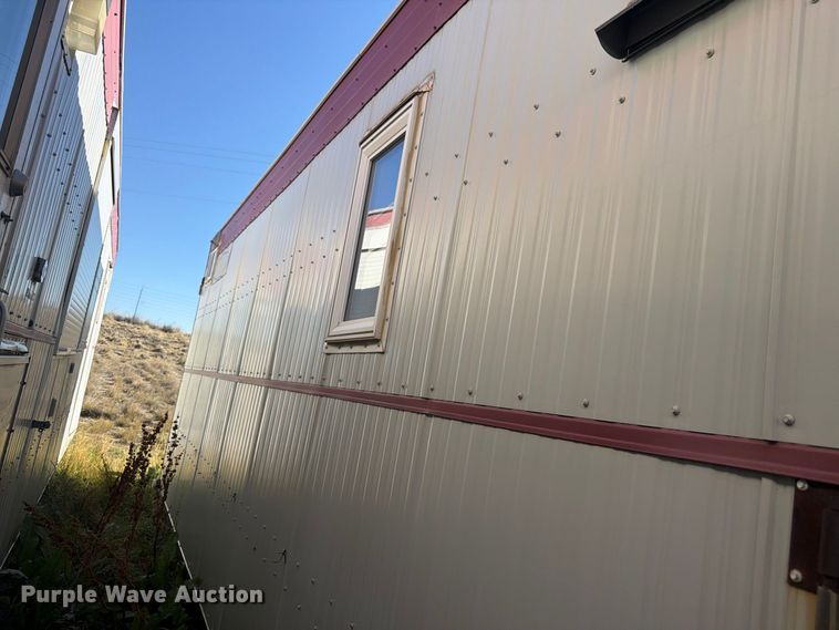 image for item EW2269 Auburn FNG/GEO-4250 skid mounted living quarters