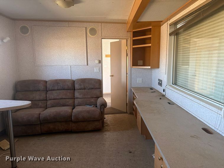 image for item EW2270 Auburn 4311-GEOLOGIST/ENGINEER skid mounted office