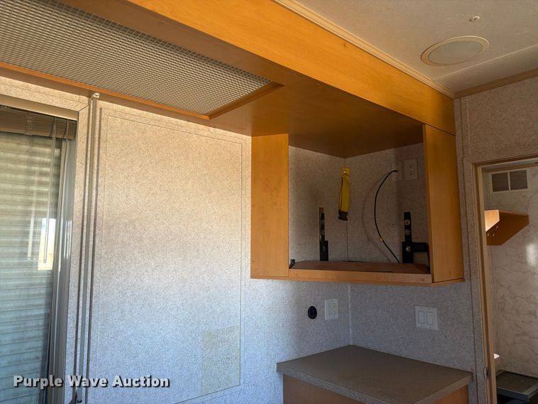image for item EW2270 Auburn 4311-GEOLOGIST/ENGINEER skid mounted office