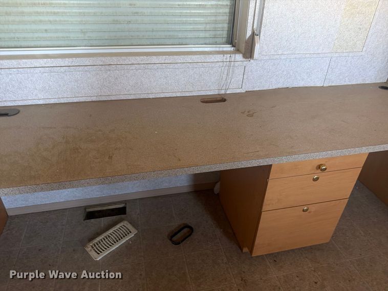 image for item EW2270 Auburn 4311-GEOLOGIST/ENGINEER skid mounted office