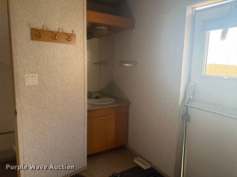 image for item EW2270 Auburn 4311-GEOLOGIST/ENGINEER skid mounted office