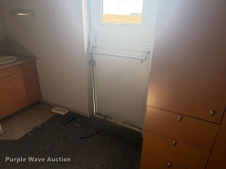 image for item EW2270 Auburn 4311-GEOLOGIST/ENGINEER skid mounted office