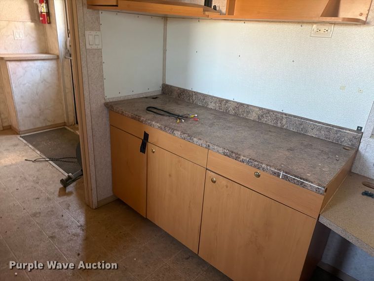 image for item EW2270 Auburn 4311-GEOLOGIST/ENGINEER skid mounted office