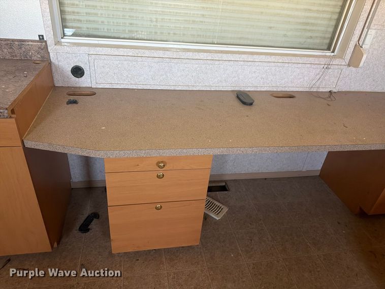 image for item EW2270 Auburn 4311-GEOLOGIST/ENGINEER skid mounted office