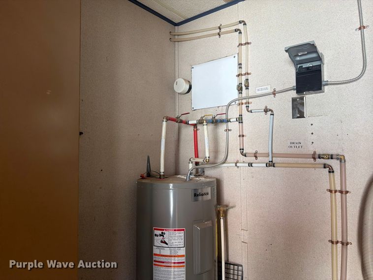 image for item EW2271 Auburn Wellsite skid mounted living quarters
