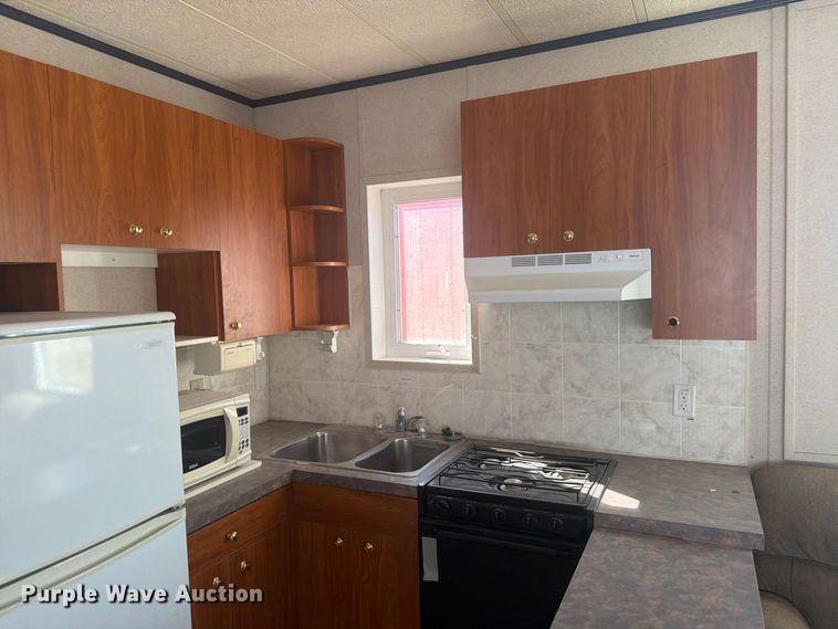 image for item EW2271 Auburn Wellsite skid mounted living quarters