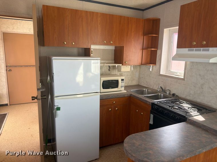 image for item EW2271 Auburn Wellsite skid mounted living quarters