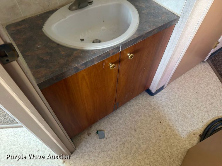 image for item EW2271 Auburn Wellsite skid mounted living quarters