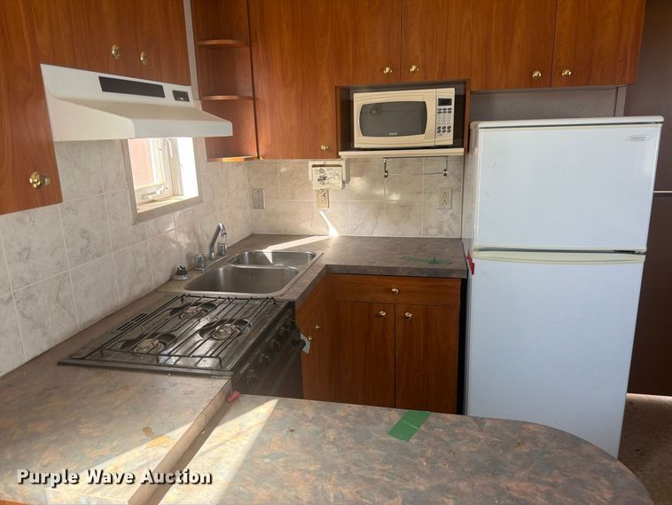 image for item EW2271 Auburn Wellsite skid mounted living quarters